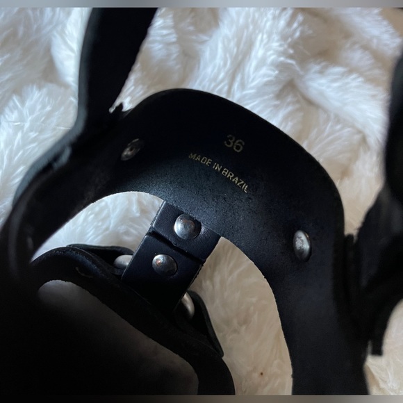 New RE/DONE 70s Tire Tread Sandals - Picture 16 of 16